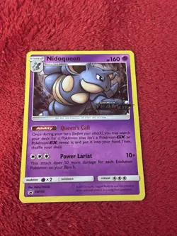 Nidoqueen - SM160 - Team Up Stamp - SM Black Star Promos - Pokemon Card Lp - Image 5