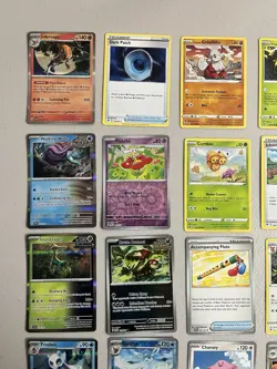 Pokemon Trading Card Game - Mixed Wholesale (Lot of 50 Cards) - Image 3