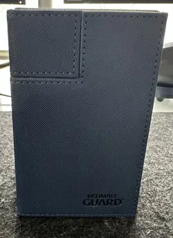 Ultimate Guard Flip N Tray Blue Deck Case 80+ Xenoskin - Image 1