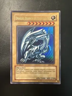 Yu Gi Oh Blue Eyes White Dragon DIK-P001 1st Edition Portuguese LP - Image 1
