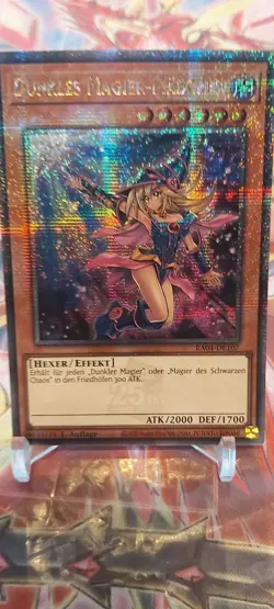 yugioh DUNKLES MAGIER MADCHEN RA04-DE107 Quarter Century Secret Rare DEUTSCH - Image 3