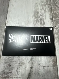 MTG - Secret Lair - Marvel - Deadpool - Rainbow Foil Edition - Image 2