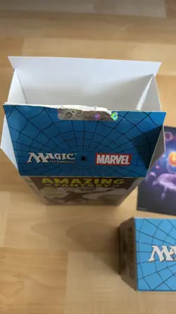 2025 Magic The Gathering Spider-Man Gift Bundle Box NO collector booster - Image 3