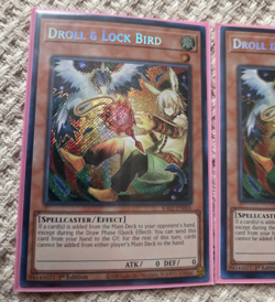 Yugioh Droll & Lock Bird ALT Art x3 Secret Rare RA02-EN006 Near Mint - Image 2