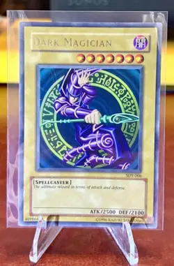 Dark Magician SDY-006 Starter Deck: Yugi Ultra Rare DMG - Image 1