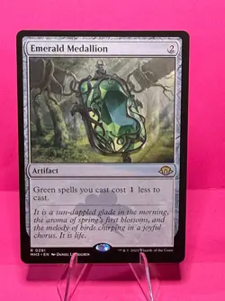 Magic: The Gathering Artifact Emerald Medallion Rare Regular - Image 1