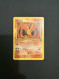 1999 Pokemon TCG Fossil Moltres Card 27/62 Unlimited Non-Holo Rare - Image 1