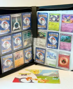 NEW~Pokemon Large Quality Binder (400+ Cards) Zipper Closure~w/Strap NICE! - Image 5