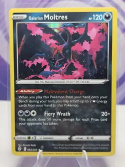Pokemon TCG Galarian Moltres Evolving Skies 093/203 Holo Holo Rare - Image 1