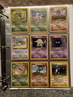 1999 Pokemon Base Set Unlimited Near Complete Non Holo Set - Image 4