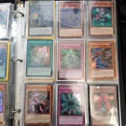 YuGiOh Folder Binder Holo Collection + loose cards Bundle - Image 5