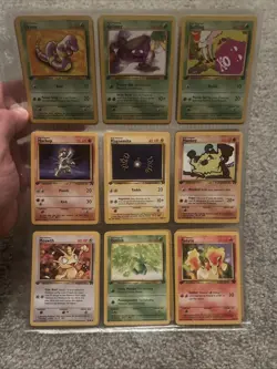 Pokemon 1st Edition Team Rocket NEAR COMPLETE Non-Holo Set - Image 5