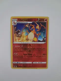 Charizard Reverse Holo SWSH04 Vivid Voltage 025/185 NM/M Pokemon TCG Card - Image 1