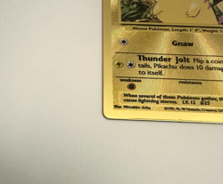 Pikachu- 58/102 (Celebrations Metal Card) - Image 5