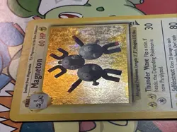 Magneton 9/130 Base Set 2 Unlimited Holo Rare 2000 WOTC Pokemon TCG Card LP - Image 3