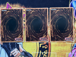 3x Threatening Roar SDSB-EN036 Playset 1st Edition LP Common Yu-Gi-Oh - Image 5