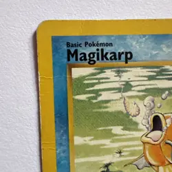 Magikarp 35/102 Base Set Pokemon TCG 1999 Has Some Wear - Image 2
