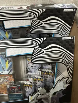 Pokemon TCG Black Bolt White Flare Unova Heavy Hitters Premium Collection Lot - Image 5