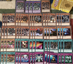 YuGiOh Fusion Ancient Gear Deck & Secret Rare Collection + Game Mat ;Gear Golem - Image 1