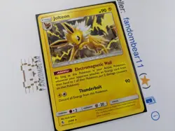 Jolteon RARE card 23/68 Sun & Moon Hidden Fates 2019 Pokemon Non-Holo NM/LP - Image 3
