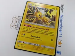 Jolteon RARE card 23/68 Sun & Moon Hidden Fates 2019 Pokemon Non-Holo NM/LP - Image 4
