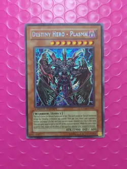 Yugioh! Destiny Hero - Plasma CT04-EN003 (ScR) NM - Image 1
