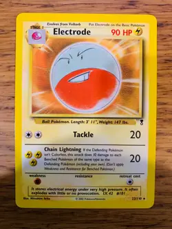 Electrode (22/110) Rare Legendary Collection Pokemon Card! FAST P&P! - Image 1