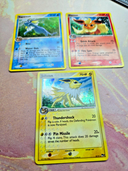 Eevelution Trio Pop Series 3 Flareon Holo, Jolteon Holo & Vaporeon Holo - Image 3