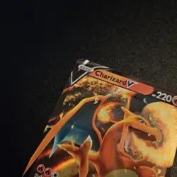 Pokemon TCG Charizard v Ultra Rare Holo Card 017/172 Brilliant Stars - Image 4
