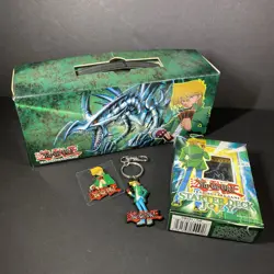 Yugioh! Deluxe Edition Starter Deck Joey Used with Pin and Keychain - Image 1