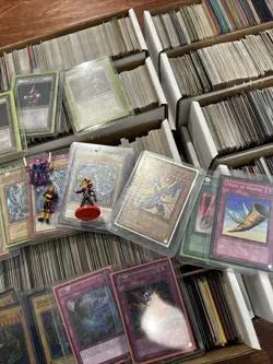 Yugioh Collection Lot - Vintage & Modern - 8000+ Cards Common Holos, NM to DMG - Image 4