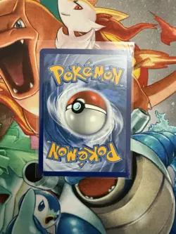 Pokemon Vivid Voltage Charizard 25/185 - Image 2