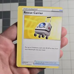 Rescue Carrier Miscut Error Trainer Evolving Skies Pokemon Card 154/203 - Image 1