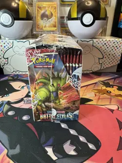Pokemon TCG: Sword & Shield - Battle Styles Booster Box (36 Card Packs) 820650818189 - Image 4