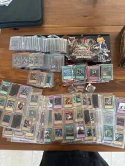 Yu-Gi-Oh Vintage Card Collection Massive Lot Over 1000+ Cards Ton Of 1st Edition - Image 2