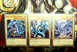 Yu-Gi-Oh! **Playset** 3x Blue-Eyes White Dragon 1st Edition Common - Image 1