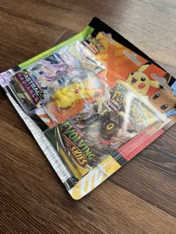 Pokemon TCG Back to School Eraser Blister Pikachu, Evolving Skies, sealed | EN - Image 2