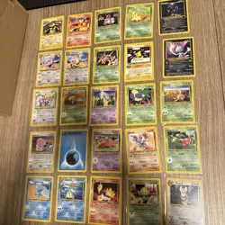 Pokemon Karten Sammlung • Gemischte Sets • Vintage • deutsch • 25 Karten - Image 1
