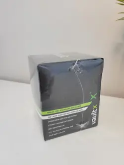 Vault X Deck Box for 100+ Cards - with 150 Card Sleeves Black - Image 3