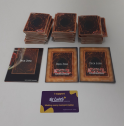 Konami Yu-Gi-Oh approximately 300 cards with play mats Lot 3 - Image 1