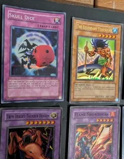 Yugioh Vintage 1996 Unlimited Holo Lot 12 Cards Total. MP-HP Condition - Image 2