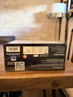 Crown Zenith Elite Trainer Box ETB SW&SH - minor tear. Pokemon TCG - Image 3