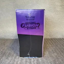 Pokemon TCG: Sword & Shield-Fusion Strike ETB - Factory Sealed - 8 Booster Packs - Image 4
