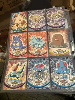 Pokemon 1999 Topps TV - 18 Card Lot charmander charizard chameleon rare vulpix - Image 3