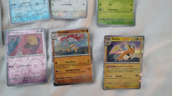 Pokemon - Scarlet and Violet 151 - Common/Uncommon/Rare/Holo Cards + Toys - Image 4