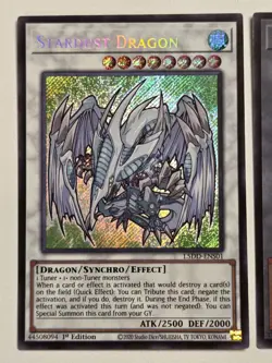 Stardust Dragon L5DD-ENS01 Secret Rare Chibi Yugioh 1st Edition + Token Card - Image 2
