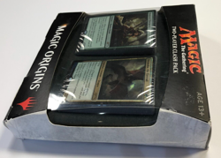 Sealed Magic Origins ARMED & DANGEROUS Two-Player Clash Pack Starter Decks 2015 - Image 3