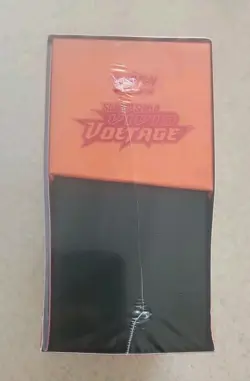 Pokemon TCG Sword & Shield Vivid Voltage Elite Trainer Box ETB | New & Sealed - Image 4