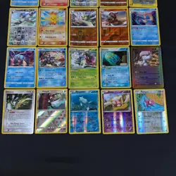 Lot of 20 Pokemon holo card modern set - Image 3