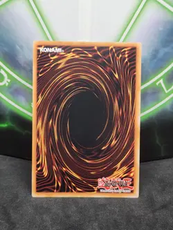 Yugioh Deep-Eyes White Dragon MVP1-ENG05 Gold Rare 1st Edition NM - Image 2